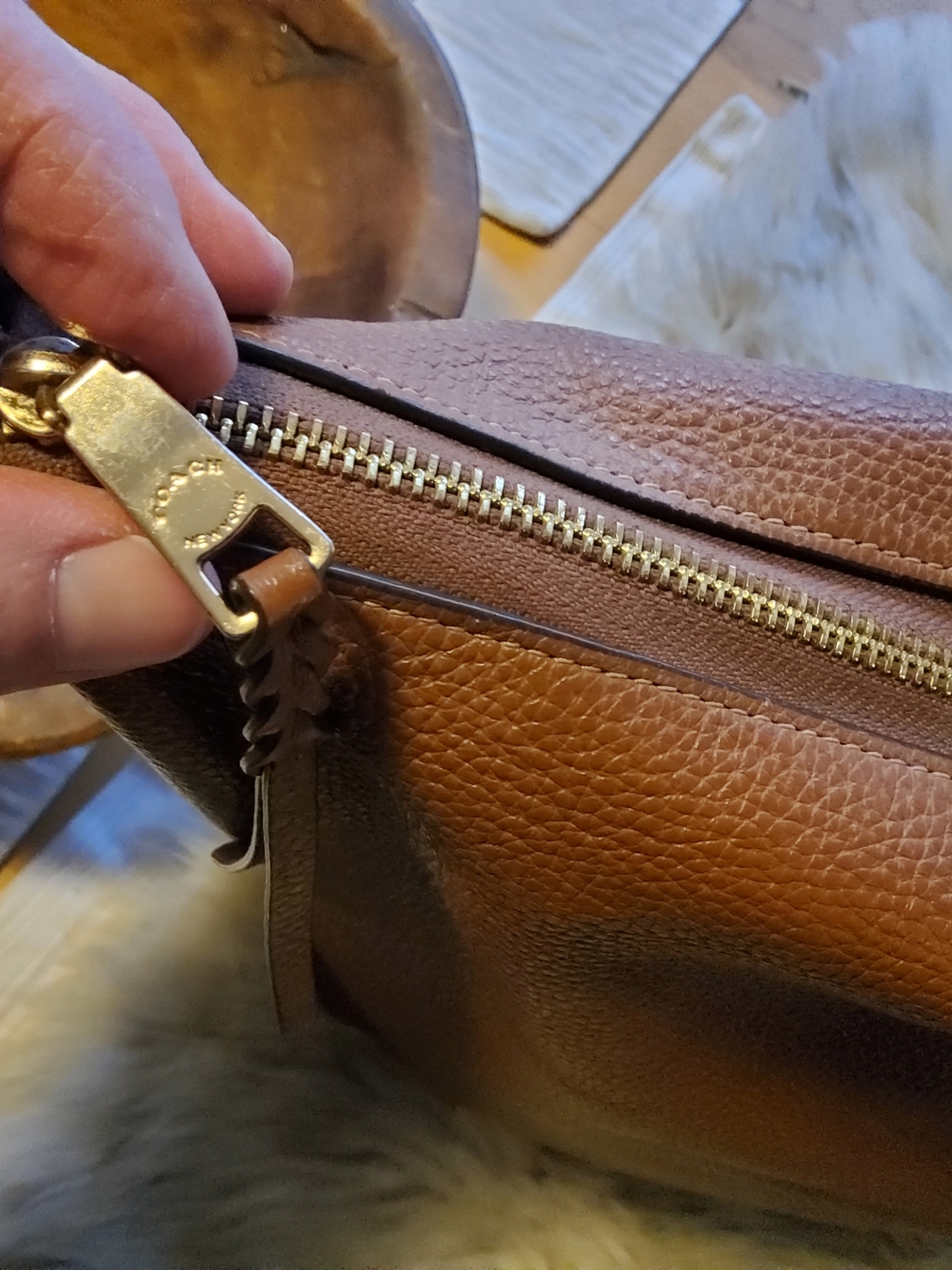 Coach Val Duffle Bag VGUC - Picture 6 of 14